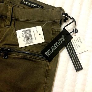 COPY - New BLANKNYC Wannable pants size 29